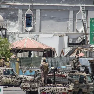 المدرعات تجوب شوارع العاصمة الصومالية وسط مخاوف أمنية على القصر الرئاسي