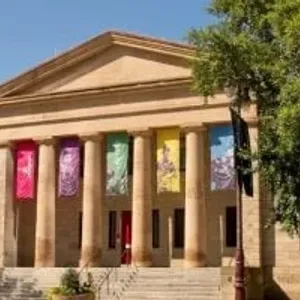 أزمة إغلاق جامعة فيلادلفيا للفنون تتصاعد وتطرد 600 من أعضاء هيئة التدريس
