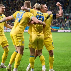قائمة أوكرانيا لبطولة يورو 2024.. لونين ومودريك يقودان حلم الأزرق والأصفر