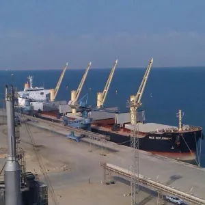 تقرير أممي يفيد بانتظام واردات اليمن رغم التصعيد البحري