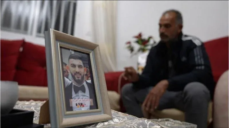 ما هي أسباب وفاة سجناء فلسطينيين داخل السجون الإسرائيلية؟