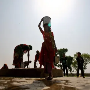 إصابة 25 ألفاً بضربة شمس ووفاة العشرات بسبب موجة الحر في الهند