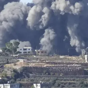 شهداء بغارات للاحتلال بلبنان وحزب الله يستهدف مواقع إسرائيلية