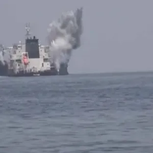 الحوثيون يعلنون استهداف سفينة إسرائيلية في ميناء حيفا بالتعاون مع «المقاومة الإسلامية بالعراق»