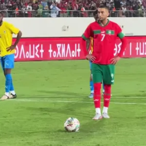 المنتخب الوطني يتقدم في الشوط الأول بهدفين مقابل هدف في مباراة الغابون