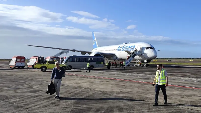 30 مصاباً بعد تعرض طائرة من طراز بيونغ 787 تابعة Air Europa لاضطرابات جوية