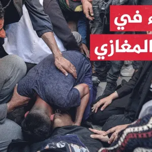 تشييع جثامين شهداء سقطوا في قصف طال سوق مخيم المغازي