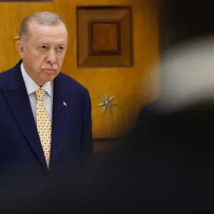 ضجة كاريكاتور "أردوغان على السرير" نشره وزير خارجية إسرائيل وأنقرة ترد