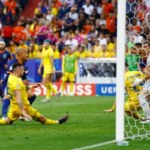 هولندا تتأهل لربع نهائى يورو 2024 بثلاثية ضد رومانيا