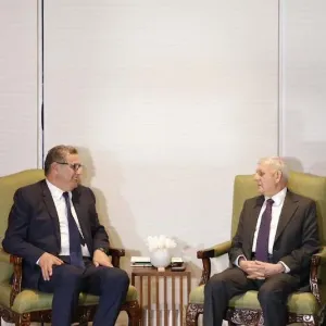أخنوش يتباحث بالمنامة مع رئيس العراق