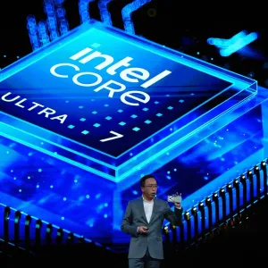 هل تعود شركة Intel لمكانتها في قطاع أشباه الموصلات؟