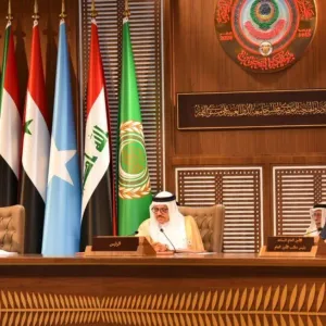 «قمة البحرين» تتجه إلى الدعوة لمؤتمر دولي بشأن فلسطين