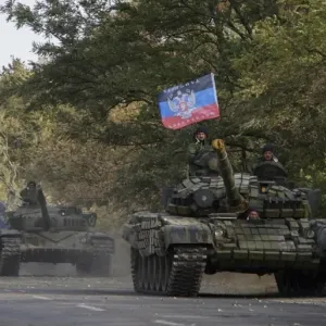 روسيا مستعدة لبحث مقترحات سلام جدية وزيلينسكي يستعجل الأسلحة البريطانية