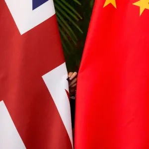 "اتهامات التجسس" مثار سجال دبلوماسي بين الصين وبريطانيا