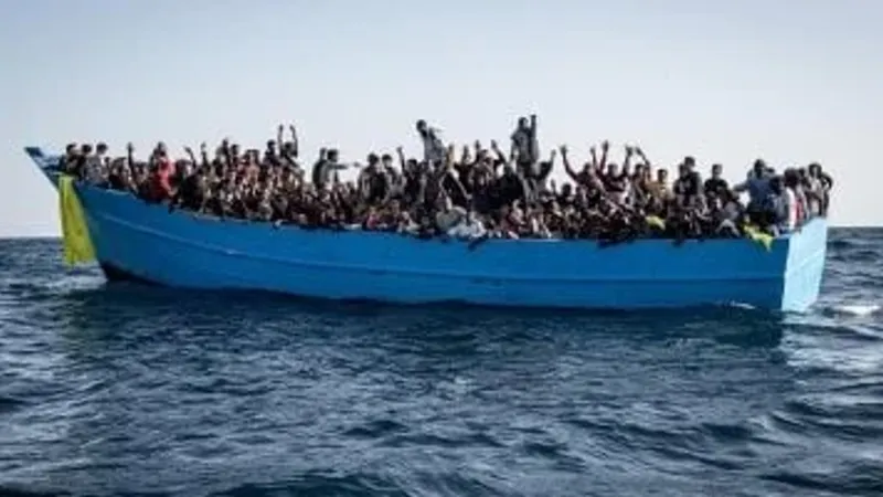 أستراليا تعترض قاربا على متنه 33 من طالبى اللجوء