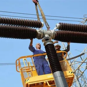 وزير الكهرباء يعفي مدير مركز صيانة حي العامل ببغداد لكثرة الأعطال