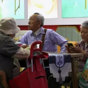 ابتكارات تقنية تساعد مسنّي الصين على مواجهة تحديات الحياة اليومية