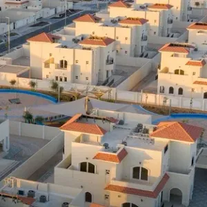 أبوظبي للإسكان: تشكيل لجنة للبت في طلبات المواطنين المتصرفين بالمنح السكنية