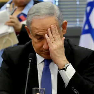 لابيد يهاجم نتنياهو: "إسرائيل" تنهار.. والمطلوب إنهاء حكومتك "المدمرة"