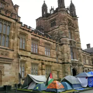 فيديو. عدوى احتجاجات الطلاب تصل إلى جامعات أستراليا.. والمطالب واحدة لم تتبدل "وقف الحرب على غزة" https://arabic.euronews.com/video/2024/05/04/watch-t...