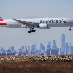 شركة American Airlines تخفض بعض الرحلات الطويلة في النصف الثاني من 2024