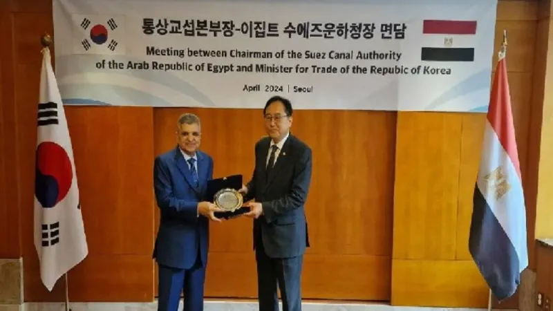 رئيس "قناة السويس" يبحث مع كوريا التعاون التجاري والصناعي وسبل جذب الاستثمارات