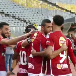 رقصه خاصة من تاو مع لاعبي الاهلي بعد هدفه في الدراويش