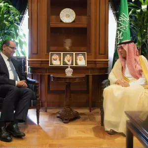 وزير الدولة للشؤون الخارجية يستقبل سفير الأردن لدى المملكة