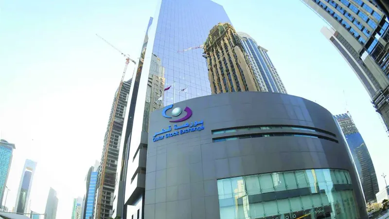 مؤشر بورصة قطر يصعد إلى 9672 نقطة في بداية التعاملات