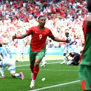 ضيف ثقيل يحضر مباراة المنتخب المغربي الأولمبي أمام أوكرانيا
