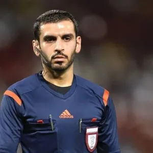 طاقم تحكيم قطري يدير مباراة ذهاب نهائي دوري أبطال آسيا لكرة القدم