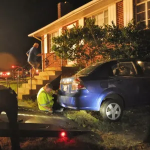 بالفيديو: مأساة في ميشيغان.. سائقة ثملة تقتحم حفل عيد ميلاد بسيارتها وتودي بحياة طفلين