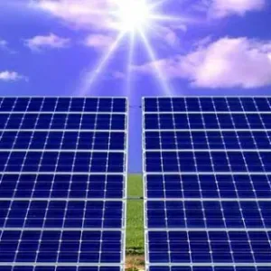لـ20 عاما: الترخيص لشركة باستغلال وحدة انتاج كهرباء من الطاقة الشمسية بهذه الجهة