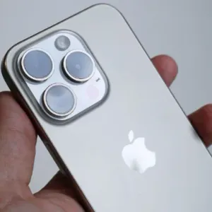 ابل تستعد لبدء الإنتاج الضخم لتكوينات هاتف iPhone 16 Pro