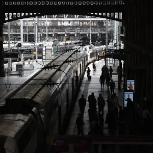 هجوم ضخم على شبكة القطارات السريعة الفرنسية قبل ساعات من افتتاح الأولمبياد