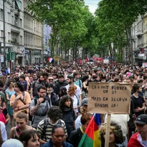صعود اليمين المتطرف يضع فرنسا على «كف عفريت سياسي»