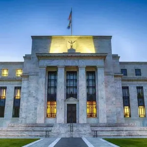 الفيدرالي الأميركي يُبقي على أسعار الفائدة دون تغيير للاجتماع السادس على التوالي