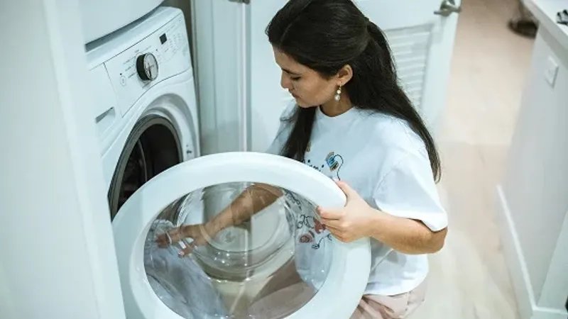 11طريقة لتنظيف الغسالة بدون تعب.. لضمان الحصول على ملابس نظيفة