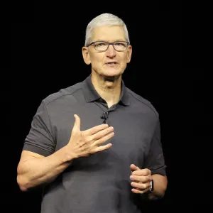 رئيس Apple: الشركة ستكشف عن خطط الذكاء الاصطناعي في وقت لاحق من هذا العام