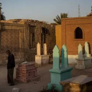 برلماني مصري يكشف ملامح مشروع قانون المقابر الجديد