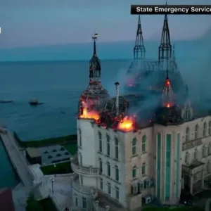 شاهد.. تضرر مبنى "قلعة هاري بوتر" بهجوم روسي في أوكرانيا