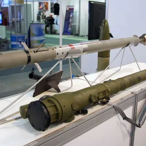 ما دلالات استخدام "القسام" لصاروخ "سام 18"؟.. وما هي ميزاته؟