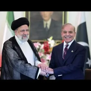 شاهد: إيران وباكستان تتعهدان بتعزيز التعاون الاقتصادي والأمني