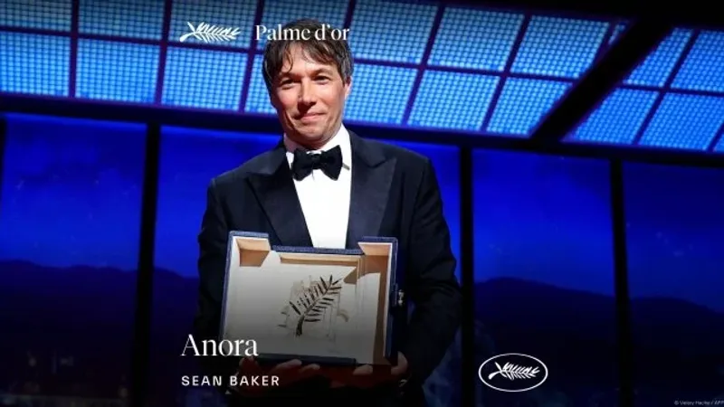 كان: المخرج الأمريكي شون بيكر يتوج بالسعفة الذهبية عن فيلم ''أنورا''