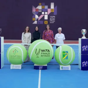 شاهد.. الكشف عن الشعار الجديد لبطولة رابطة محترفات التنس (WTA) في الرياض