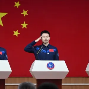 بالصور- الصين سترسل طاقماً جديداً إلى محطتها الفضائية الخميس