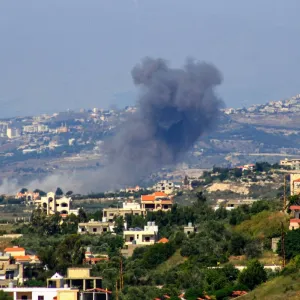 «حزب الله» يستهدف الجولان بمسيّرات... وقتيلان بغارة إسرائيلية على جنوب لبنان
