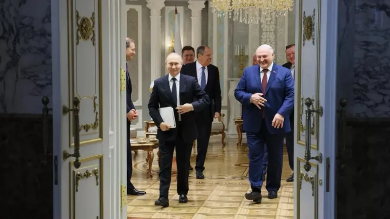 بوتين ولوكاشينكو يتفقان على تعزيز التعاون في مجالات الطاقة والتكنولوجيا المتقدمة والأمن الدفاعي