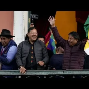 الرئيس البوليفي يُشدّد على التمسك بالديمقراطية بعد محاولة انقلاب فاشلة