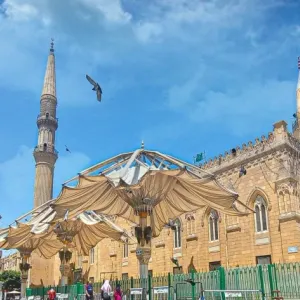 القاهرة تحتفى بمساجد آل البيت.. 9 معلومات عن مسجد الحسين